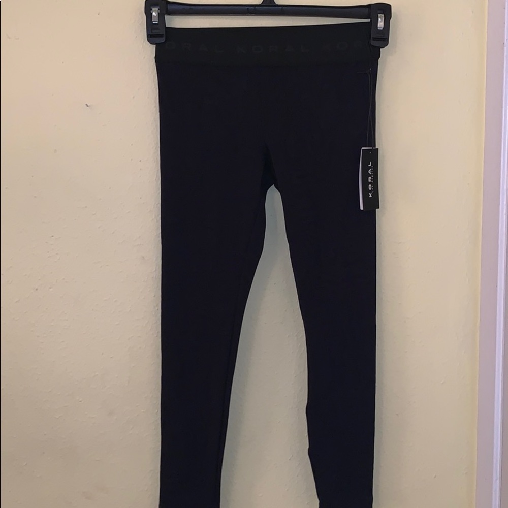 New Koral leggings, comes with tag.